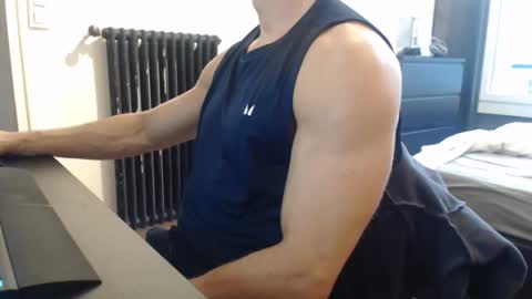 toiletforshit online show from December 31, 2024, 4:14 pm