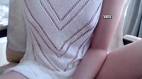 Snapshot of token___ chatting on September 30, 2025, 5:45 am Arina online show from September 30, 2025, 5:45 am