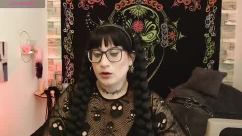 tokio Noir online show from April 17, 2026, 2:25 am