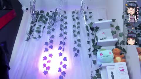 Snapshot of tokito_mitsuri chatting on December 18, 2025, 12:44 pm tokito mitsuri online show from December 18, 2025, 12:44 pm