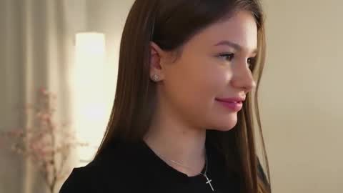  ALICE  online show from October 10, 2025, 2:49 pm