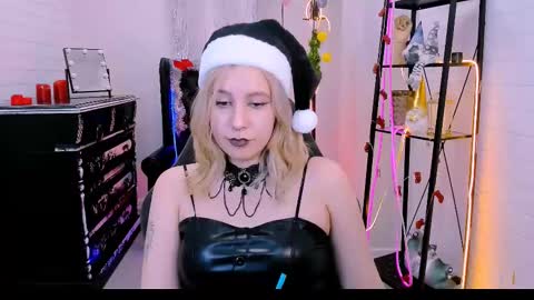 Tolli Moll online show from December 21, 2024, 10:17 am