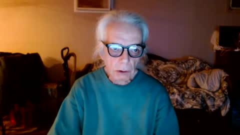 tom112292014 online show from January 12, 2026, 3:56 am