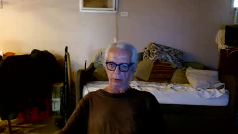Snapshot of tom112292014 chatting on June 7, 2026, 4:00 pm tom112292014 online show from June 7, 2026, 4:00 pm