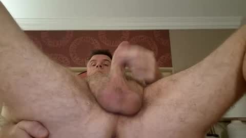 tom4445t online show from September 16, 2025, 1:06 am