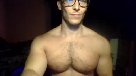 Snapshot of tom90ukx chatting on February 13, 2026, 5:42 pm tom90ukx online show from February 13, 2026, 5:42 pm