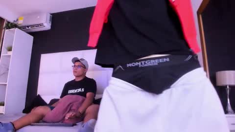 Snapshot of tom_allen8 chatting on January 15, 2026, 4:06 am Tom Alle online show from January 15, 2026, 4:06 am