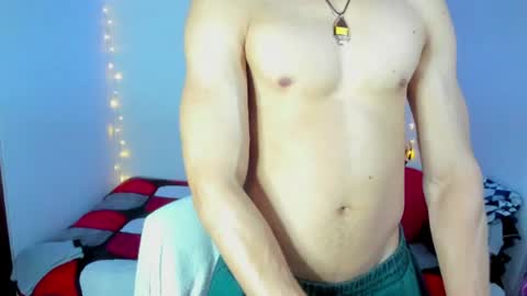 Tom Blue online show from July 9, 2026, 2:48 am