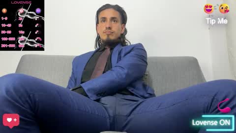 TOM online show from October 22, 2025, 11:48 pm