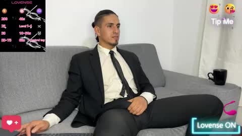 TOM online show from January 8, 2026, 11:40 pm