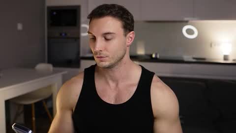 Snapshot of tom_fordd chatting on December 18, 2025, 7:47 am Tom online show from December 18, 2025, 7:47 am