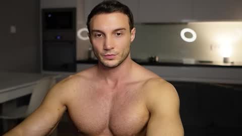 Snapshot of tom_fordd chatting on December 20, 2025, 5:31 pm Tom online show from December 20, 2025, 5:31 pm