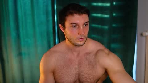 Snapshot of tom_fordd chatting on March 1, 2026, 6:59 am Tom online show from March 1, 2026, 6:59 am