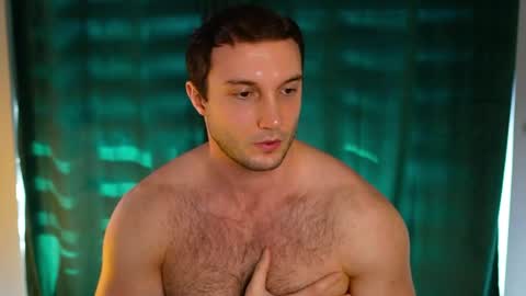 Snapshot of tom_fordd chatting on April 13, 2026, 6:41 am Tom online show from April 13, 2026, 6:41 am