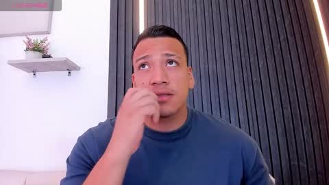 Tom muscle1 online show from November 16, 2025, 12:22 pm