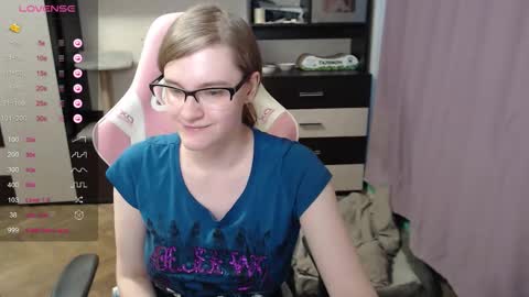 Snapshot of tomato_tease chatting on October 24, 2025, 1:51 pm tomato_tease online show from October 24, 2025, 1:51 pm