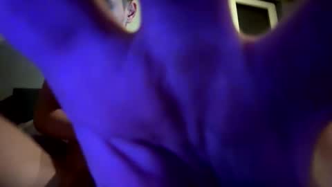 tomaz33 online show from December 13, 2024, 4:38 pm