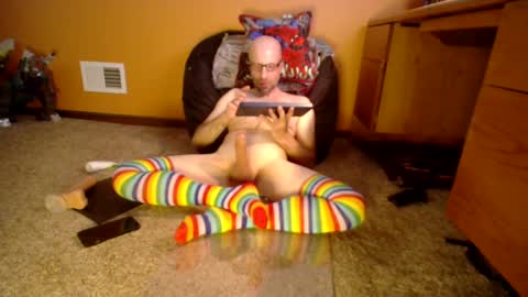 TomBomb13 online show from September 8, 2025, 4:17 pm