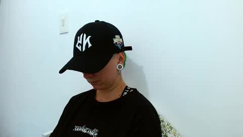 Snapshot of tomboyblue chatting on January 10, 2026, 6:31 pm Blue online show from January 10, 2026, 6:31 pm