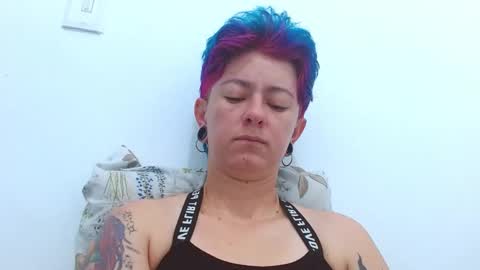 Snapshot of tomboyblue chatting on April 5, 2026, 1:41 pm Blue online show from April 5, 2026, 1:41 pm