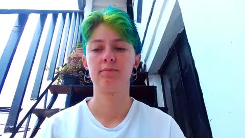 Snapshot of tomboyblue chatting on April 12, 2026, 4:12 pm Blue online show from April 12, 2026, 4:12 pm
