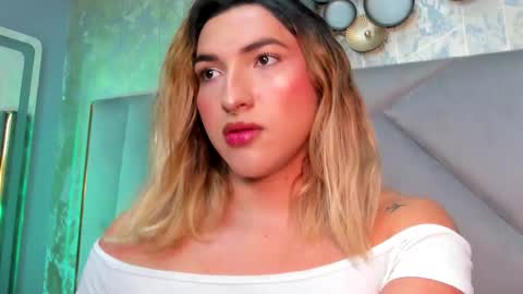 Snapshot of tomlondon_ chatting on February 6, 2026, 5:05 pm online show from February 6, 2026, 5:05 pm