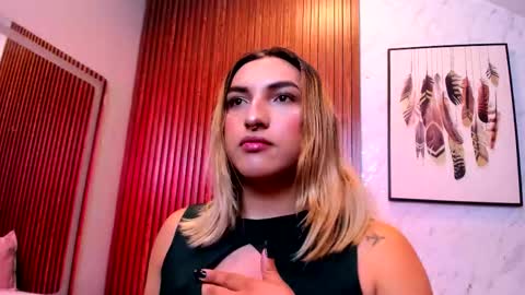 Snapshot of tomlondon_ chatting on February 25, 2026, 5:33 pm online show from February 25, 2026, 5:33 pm