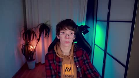 Snapshot of tommiehi chatting on January 19, 2025, 5:37 am Tommie online show from January 19, 2025, 5:37 am