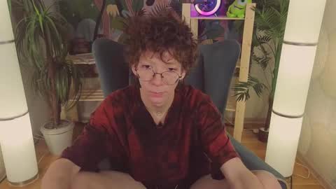 Snapshot of tommiehi chatting on March 7, 2025, 5:40 am Tommie online show from March 7, 2025, 5:40 am