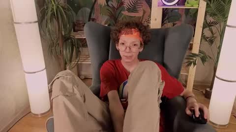 Snapshot of tommiehi chatting on March 8, 2025, 11:48 am Tommie online show from March 8, 2025, 11:48 am