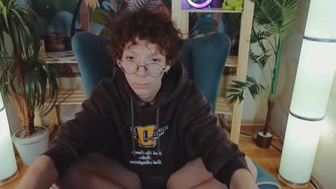 Snapshot of tommiehi chatting on March 12, 2025, 8:41 am Tommie online show from March 12, 2025, 8:41 am