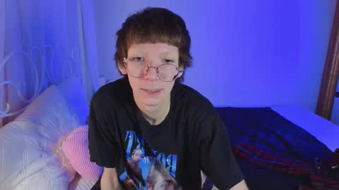 Snapshot of tommiehi chatting on October 2, 2025, 12:01 pm Tommie online show from October 2, 2025, 12:01 pm