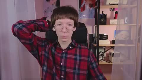 Snapshot of tommiehi chatting on October 5, 2025, 12:36 pm Tommie online show from October 5, 2025, 12:36 pm