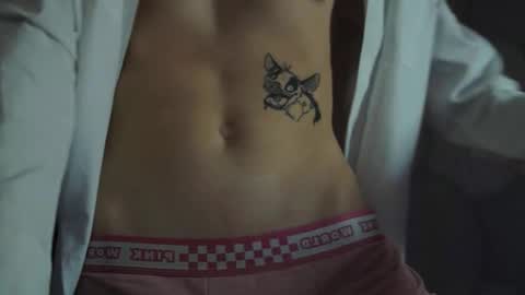 Snapshot of tommiehi chatting on November 5, 2025, 5:29 am Tommie online show from November 5, 2025, 5:29 am