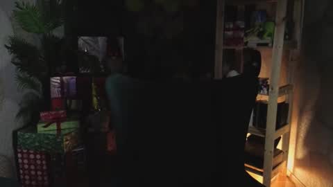 Snapshot of tommiehi chatting on January 11, 2026, 12:10 pm Tommie online show from January 11, 2026, 12:10 pm