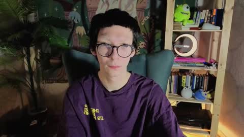 Snapshot of tommiehi chatting on January 14, 2026, 5:13 am Tommie online show from January 14, 2026, 5:13 am