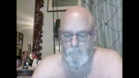 Tommie online show from November 26, 2025, 11:11 am