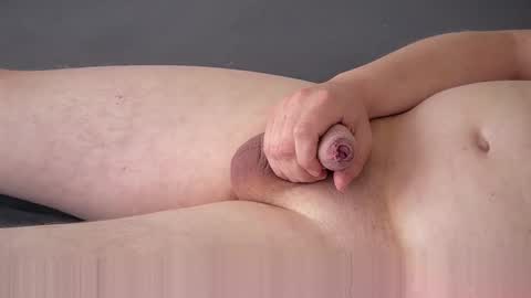 tommiller1 online show from April 15, 2026, 11:28 am