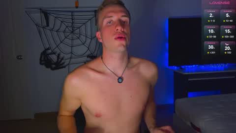 Snapshot of tommy_cumfinger chatting on December 11, 2024, 2:44 pm Tommy online show from December 11, 2024, 2:44 pm