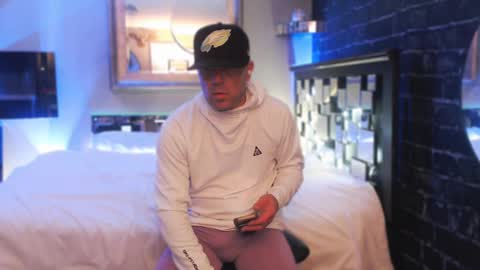 Tommy online show from October 15, 2025, 2:22 am