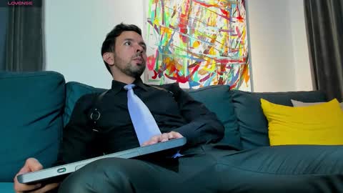 Snapshot of tommy_raym0ndg chatting on December 17, 2025, 10:49 pm tommy_raym0ndg online show from December 17, 2025, 10:49 pm