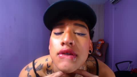 Snapshot of tommy_sweet1 chatting on February 5, 2025, 9:57 am tommy_sweet1 online show from February 5, 2025, 9:57 am