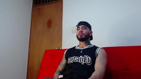 Snapshot of tommyblessd1 chatting on January 31, 2025, 10:10 am Steven online show from January 31, 2025, 10:10 am