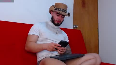 Snapshot of tommyblessd1 chatting on September 9, 2025, 6:35 am Steven online show from September 9, 2025, 6:35 am