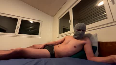 Snapshot of tommyboy123123123 chatting on March 15, 2026, 7:09 pm Kayden online show from March 15, 2026, 7:09 pm