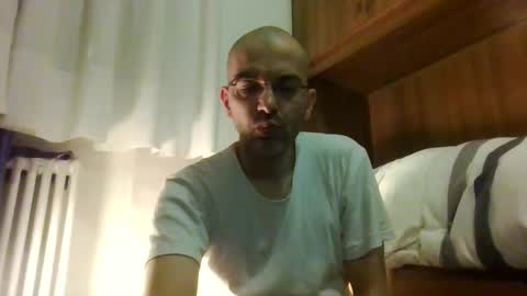 Snapshot of tommycorner chatting on March 6, 2025, 12:10 am tommycorner online show from March 6, 2025, 12:10 am