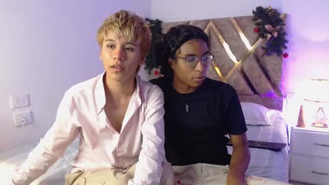 Snapshot of tommyfoxboy chatting on December 21, 2024, 8:43 pm Tommy Foxboy online show from December 21, 2024, 8:43 pm