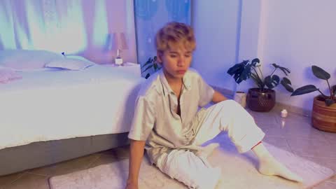 Tommy Foxboy online show from December 30, 2024, 1:14 pm