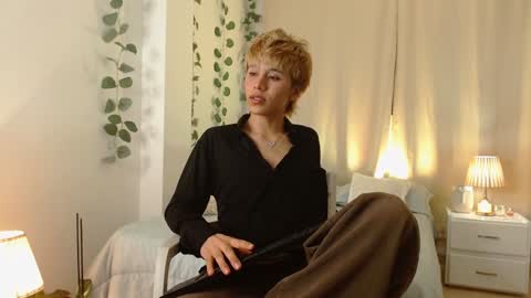 Snapshot of tommyfoxboy chatting on January 27, 2025, 11:22 pm Tommy Foxboy online show from January 27, 2025, 11:22 pm