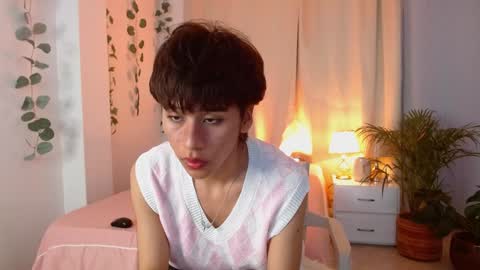 Snapshot of tommyfoxboy chatting on February 1, 2025, 3:50 pm Tommy Foxboy online show from February 1, 2025, 3:50 pm